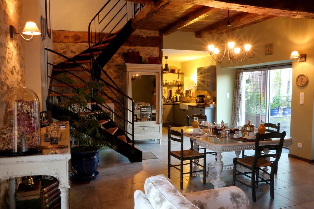 Chambres d’hôtes du Presbytère La Bastide-l'Eveque Esterno foto