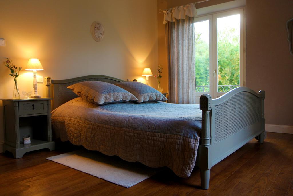 Chambres d’hôtes du Presbytère La Bastide-l'Eveque Esterno foto