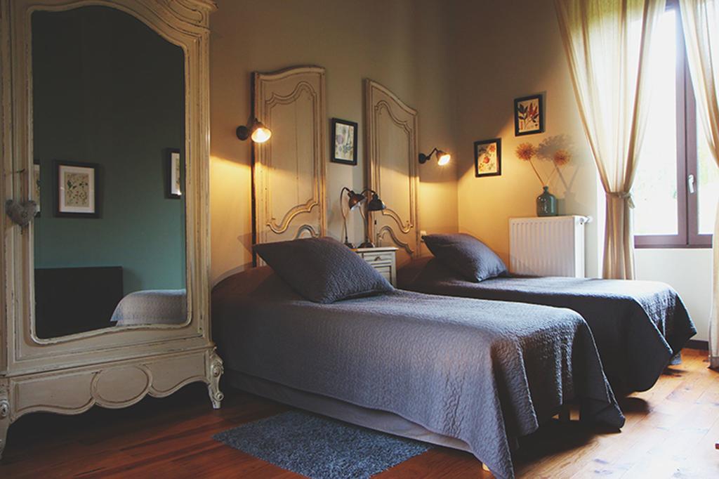 Chambres d’hôtes du Presbytère La Bastide-l'Eveque Esterno foto